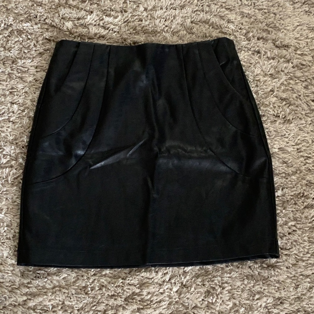 Women’s skirt